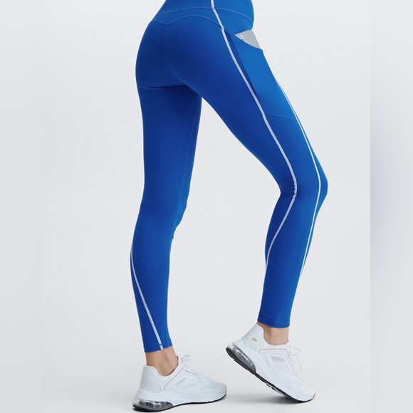 NWT Fabletics Oasis PureLuxe High-Waisted Legging - Picture 2 of 3